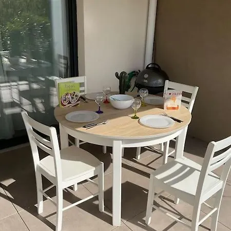 T2 Rez De Jardin Cosy Saint-Raphaël